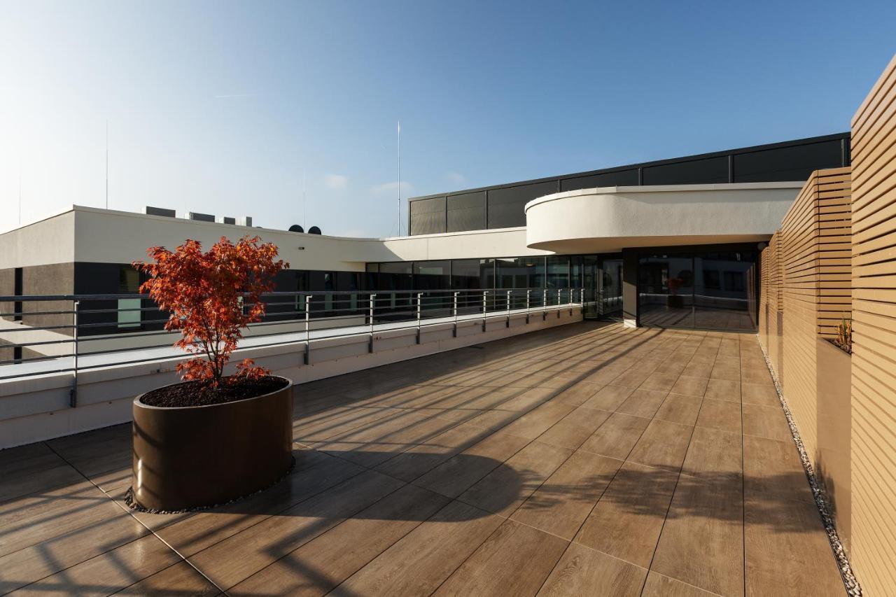 The Niu Mesh - Apartments Stuttgart Exterior foto